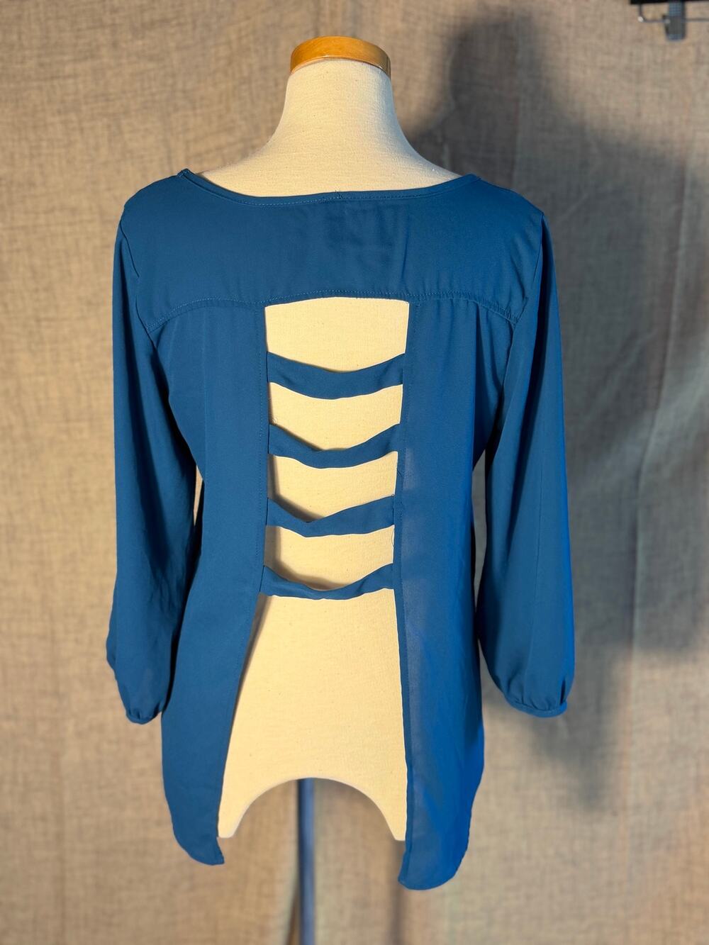 Teal Open Back Ladder Detail Blouse 3/4 Sleeve Chocolate USA Size Unknown